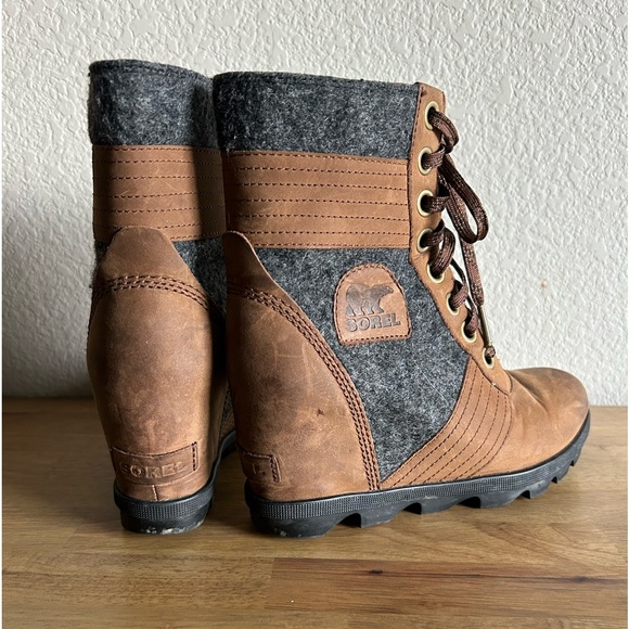 Shoes - Sorel Joan of Arc Wedges